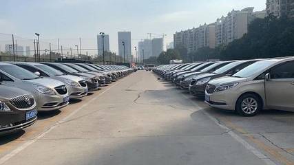 廣州商務(wù)租車(chē)優(yōu)選 7座別克GL8，安全舒適的出行之選